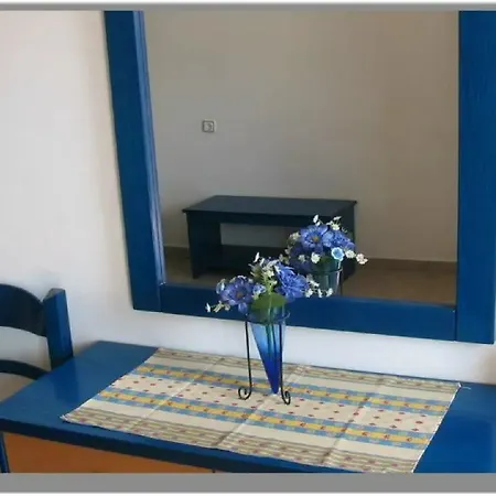Hotel Christos Makrinos Adamantas (Milos)