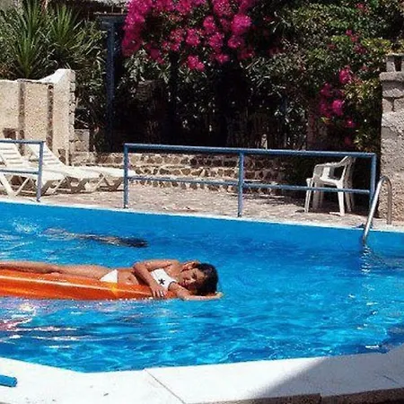 Hotel Christos Makrinos Adamantas (Milos)